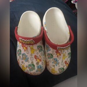 CROCS Kid's Size 13 Pokemon Clogs Slippers